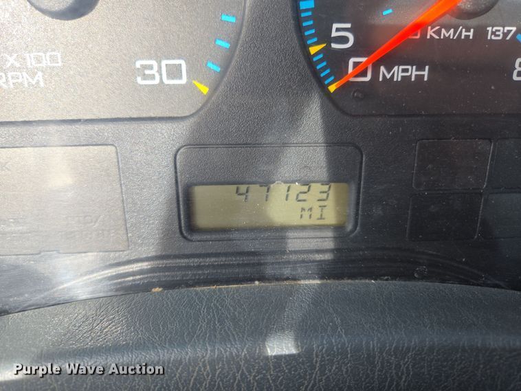 image for item EQ6602 2002 International  4300 DT466 dump truck