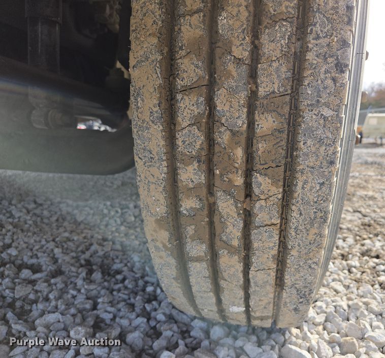 image for item EQ6602 2002 International  4300 DT466 dump truck