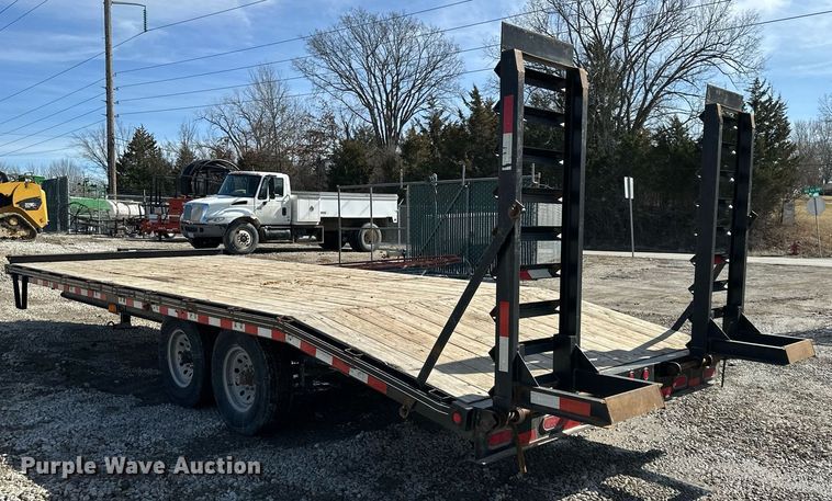 image for item EQ6603 2018 Kaufman equipment trailer