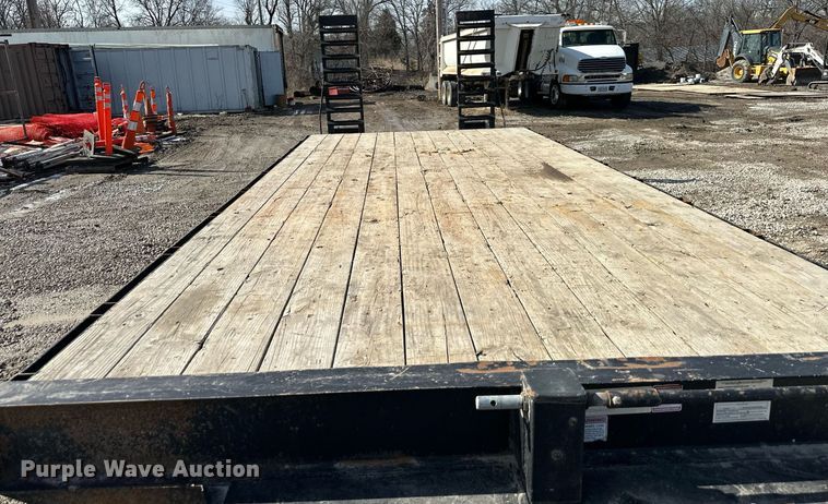 image for item EQ6603 2018 Kaufman equipment trailer