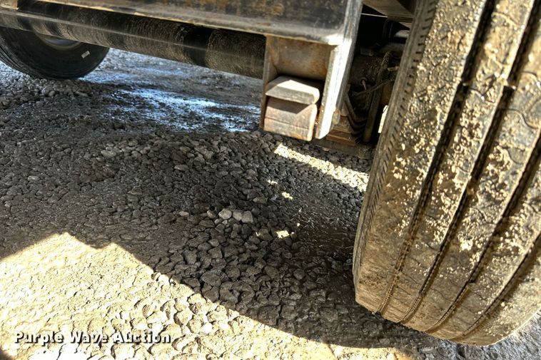 image for item EQ6603 2018 Kaufman equipment trailer