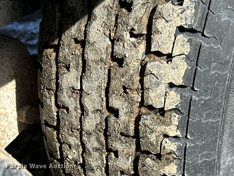 image for item EQ6603 2018 Kaufman equipment trailer