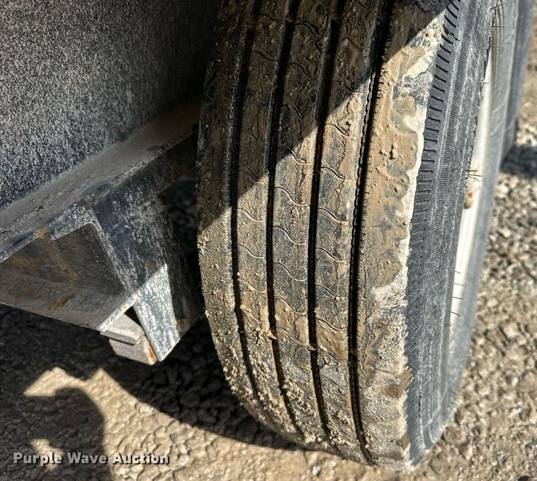 image for item EQ6603 2018 Kaufman equipment trailer