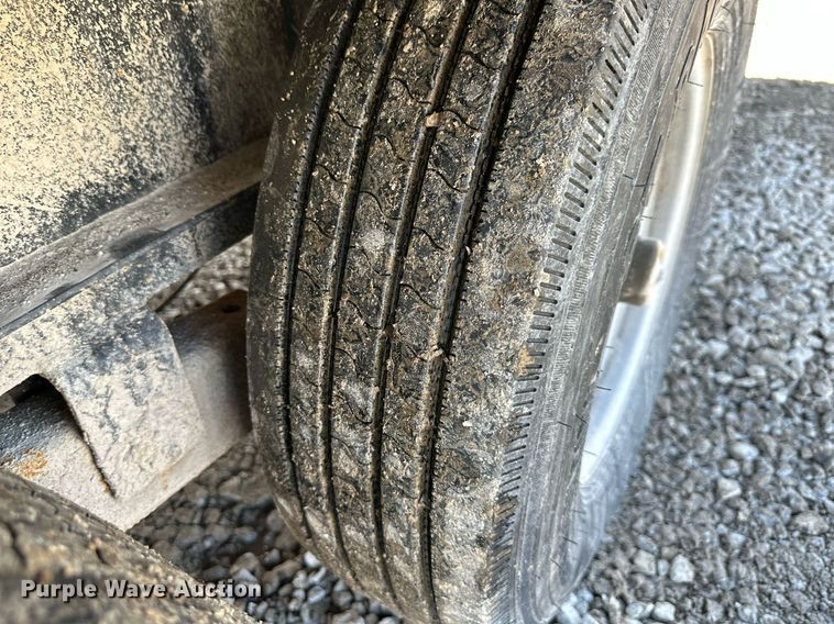 image for item EQ6603 2018 Kaufman equipment trailer