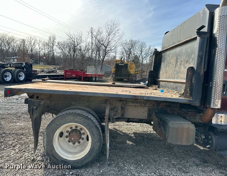 image for item EQ6605 2008 International Workstar 7400 dump flatbed truck