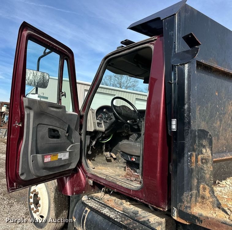 image for item EQ6605 2008 International Workstar 7400 dump flatbed truck