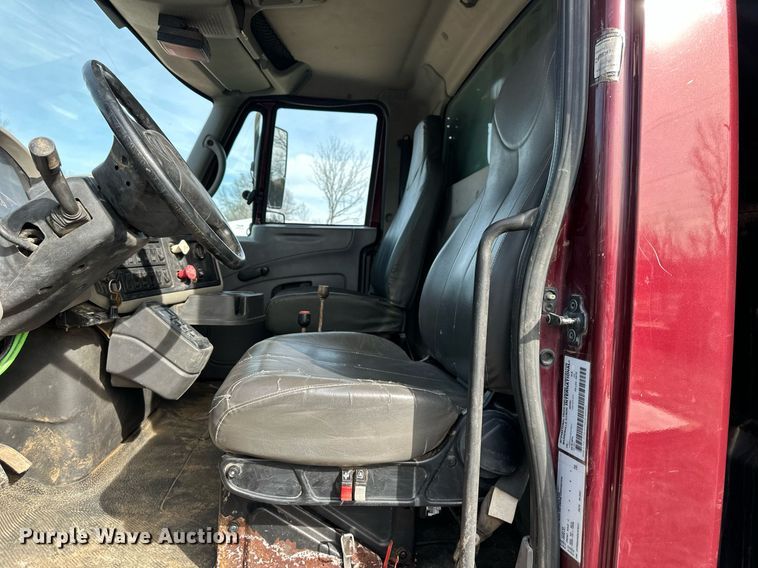 image for item EQ6605 2008 International Workstar 7400 dump flatbed truck