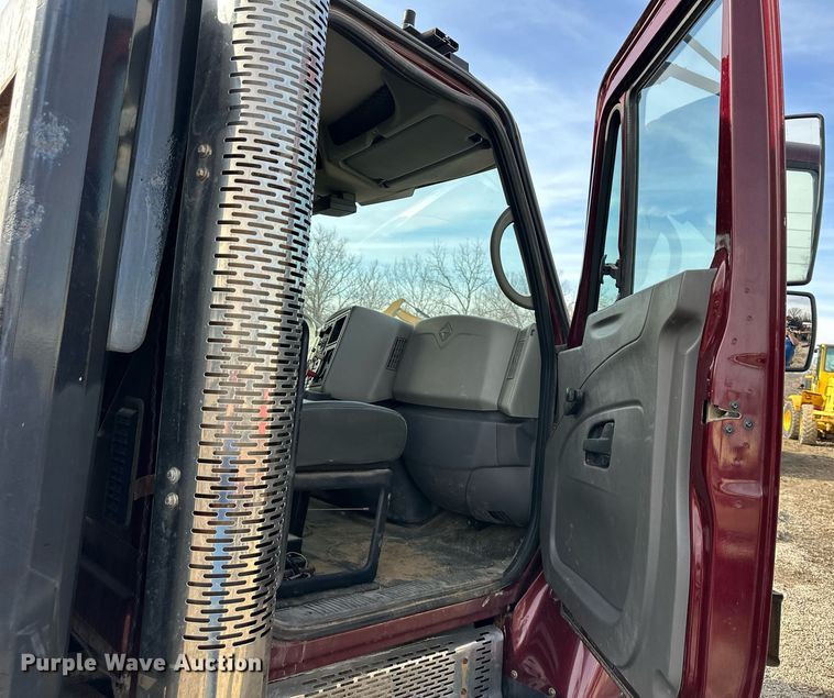 image for item EQ6605 2008 International Workstar 7400 dump flatbed truck