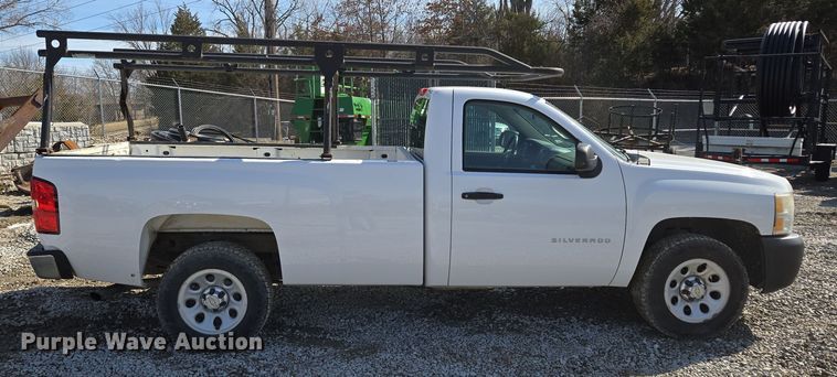 image for item EQ6607 2011 Chevrolet  Silverado 1500 pickup truck