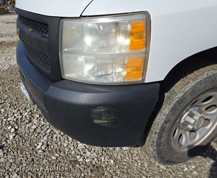 image for item EQ6607 2011 Chevrolet  Silverado 1500 pickup truck