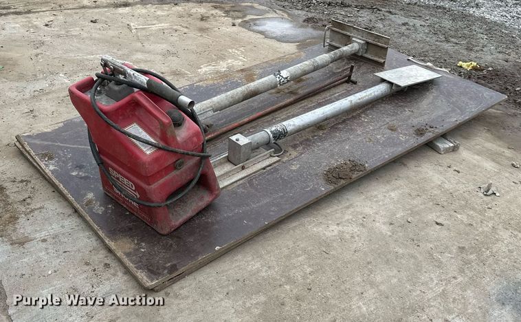 image for item EQ6608 Speed shore shoring system