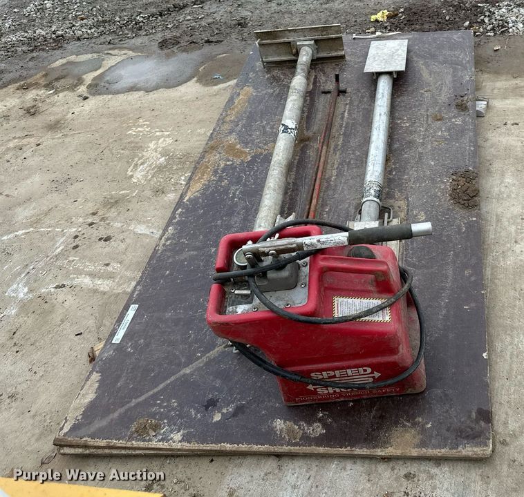 image for item EQ6608 Speed shore shoring system