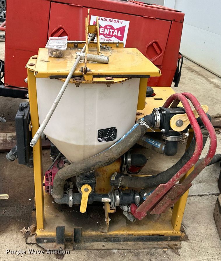 image for item EQ6609 Vermeer MX125 mud mixer