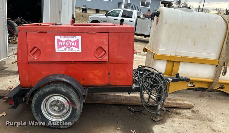 image for item EQ6610 Multiquip Whisperweld DCI-300SSI welder