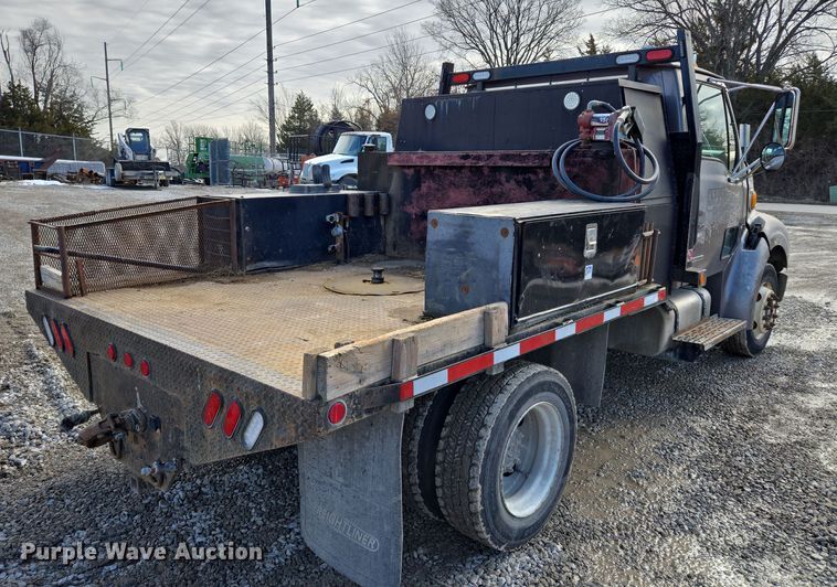 image for item EQ6612 2001 Sterling Acterra flatbed truck