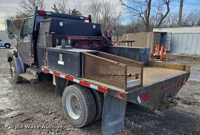 image for item EQ6612 2001 Sterling Acterra flatbed truck