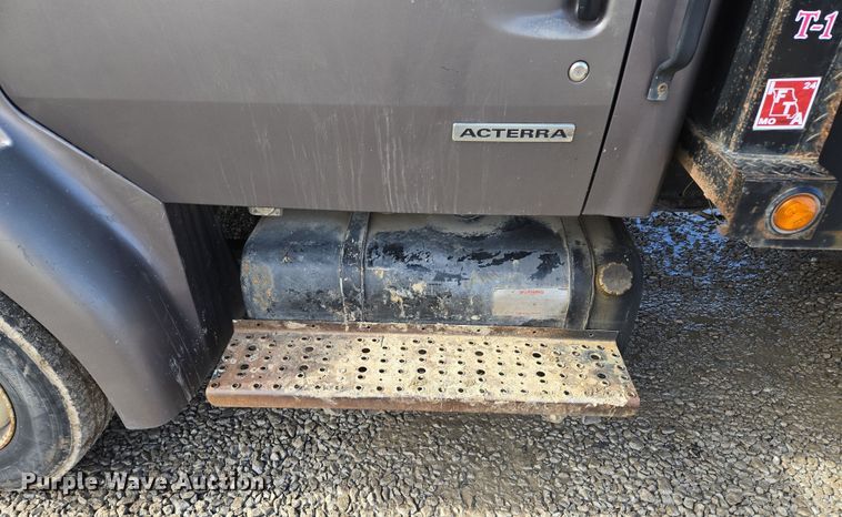 image for item EQ6612 2001 Sterling Acterra flatbed truck