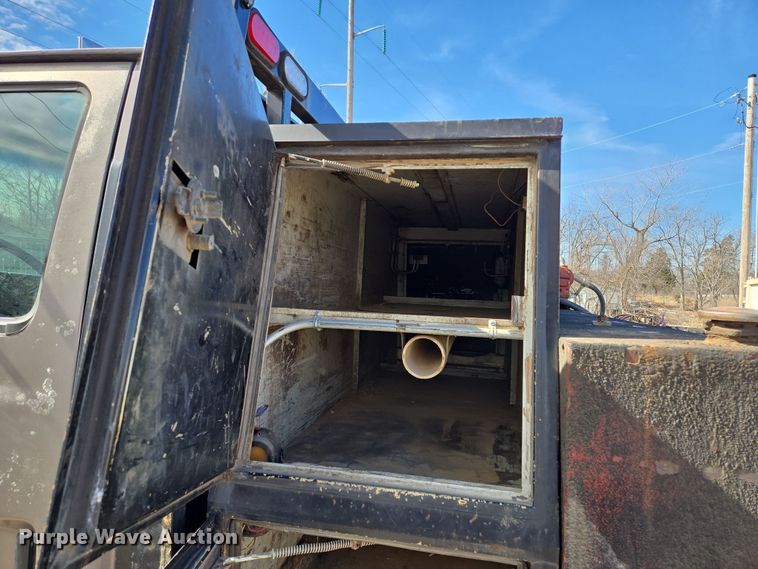 image for item EQ6612 2001 Sterling Acterra flatbed truck