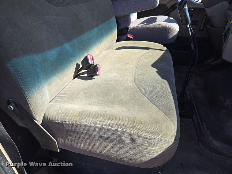 image for item EQ6612 2001 Sterling Acterra flatbed truck