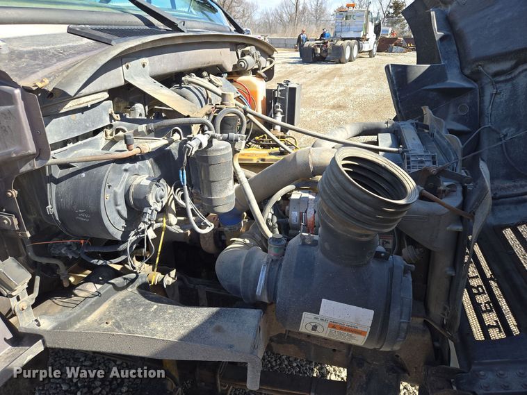 image for item EQ6612 2001 Sterling Acterra flatbed truck