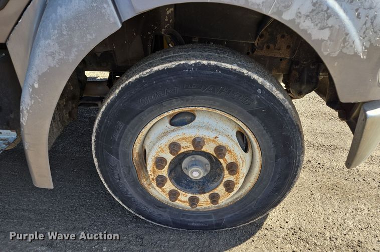 image for item EQ6612 2001 Sterling Acterra flatbed truck