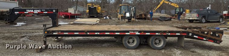 image for item EQ6613 1997 Trail King  TK324-2601 equipment trailer