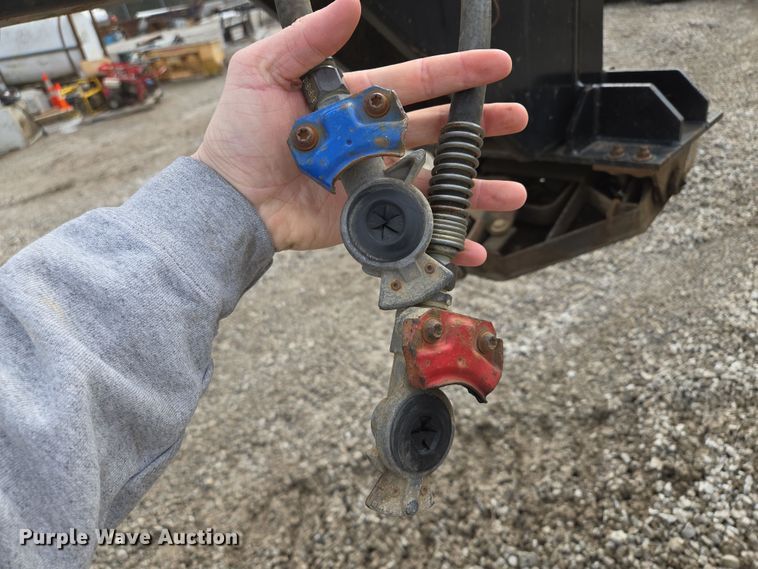 image for item EQ6613 1997 Trail King  TK324-2601 equipment trailer