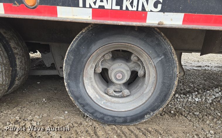 image for item EQ6613 1997 Trail King  TK324-2601 equipment trailer