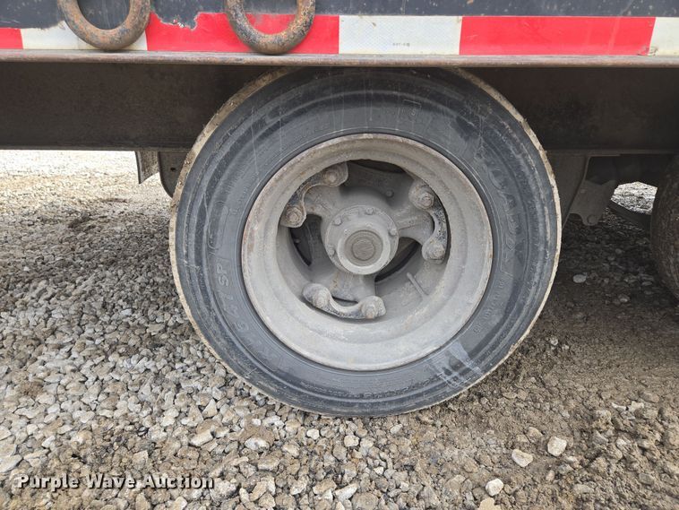 image for item EQ6613 1997 Trail King  TK324-2601 equipment trailer