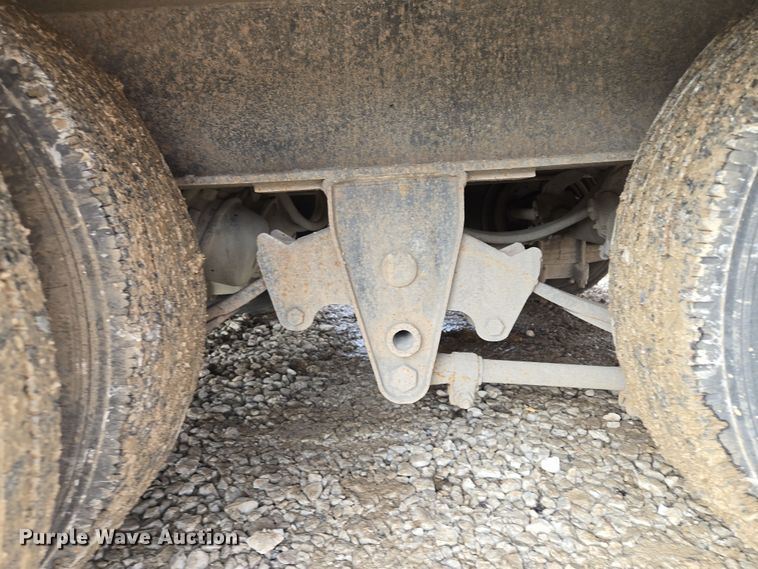 image for item EQ6613 1997 Trail King  TK324-2601 equipment trailer