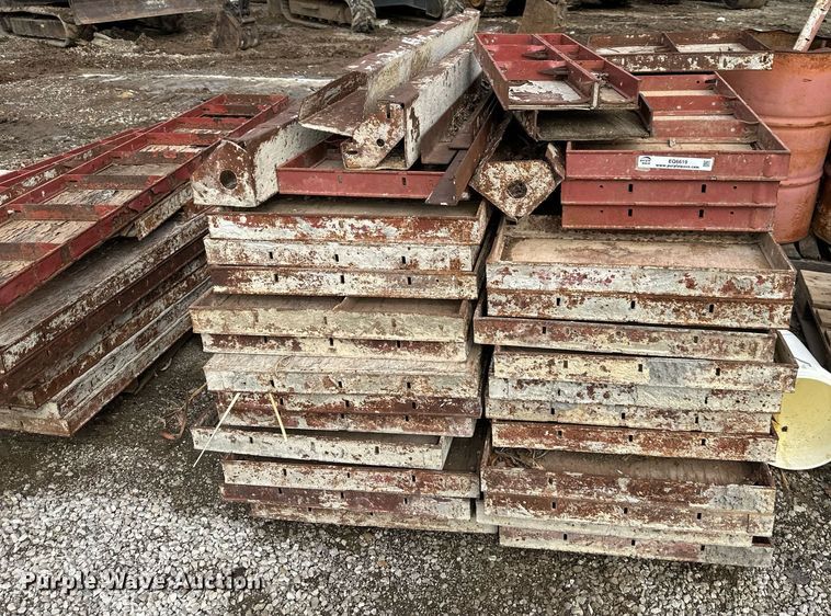 image for item EQ6619 Concrete forms