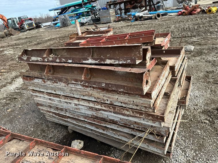 image for item EQ6619 Concrete forms