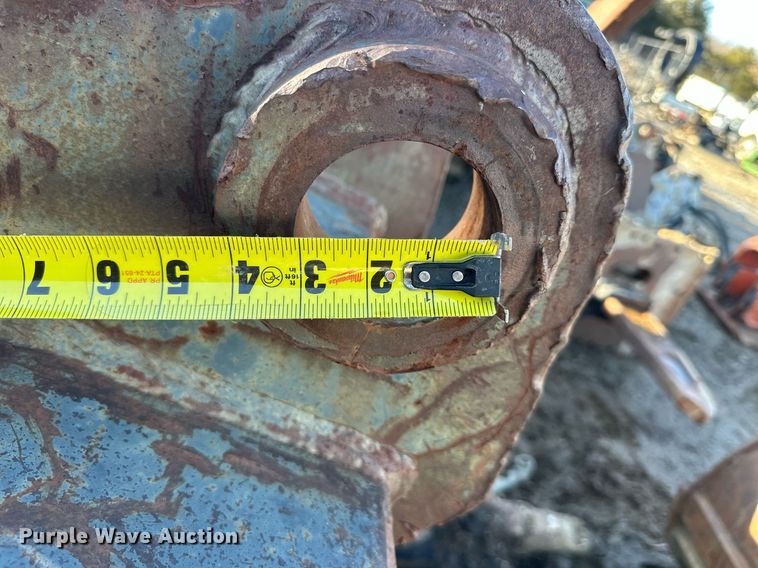 image for item EQ6623 ESCO excavator bucket