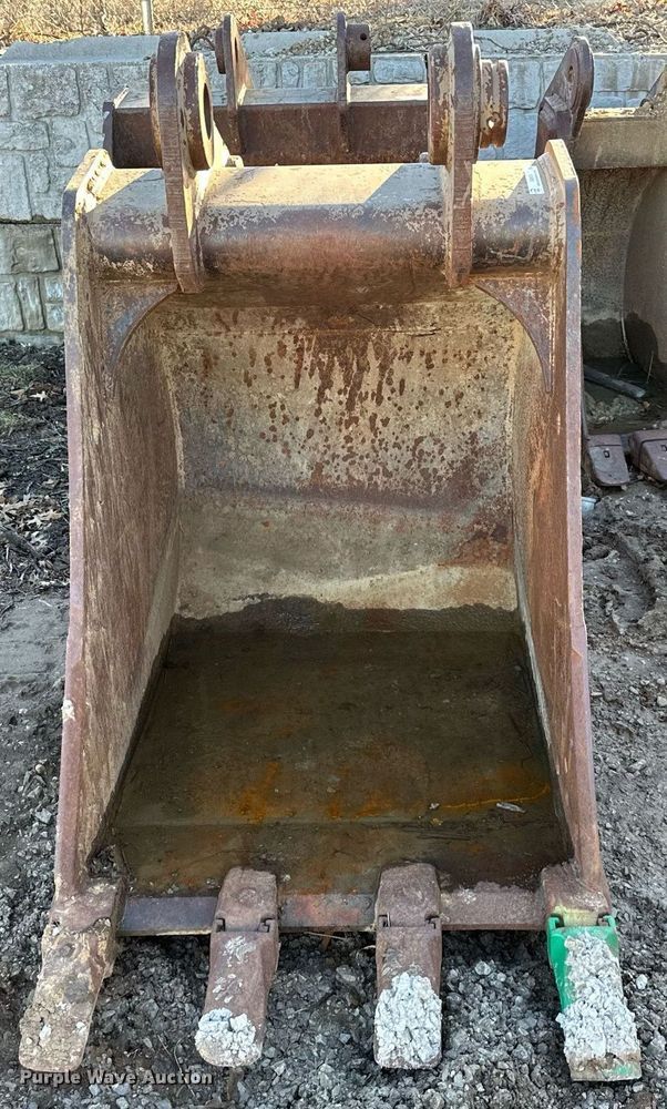 image for item EQ6625 36