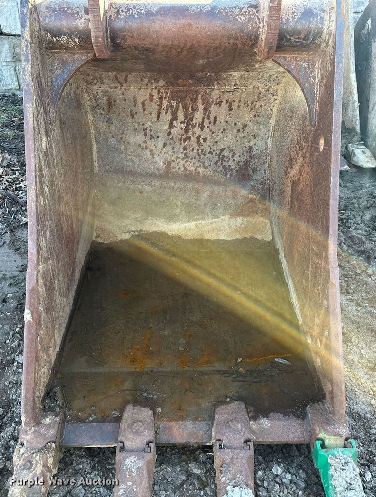 image for item EQ6625 36