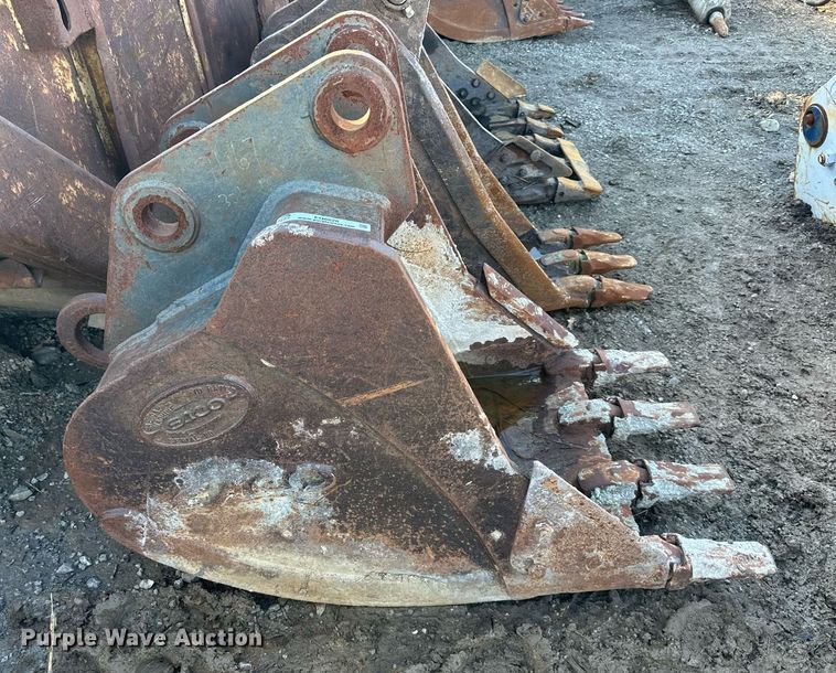 image for item EQ6628 Esco excavator bucket