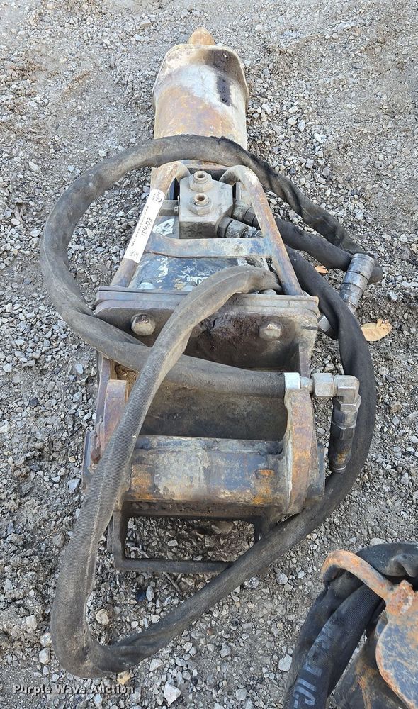 image for item EQ6631 Breaker 