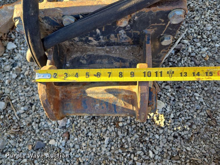 image for item EQ6632 Breaker 