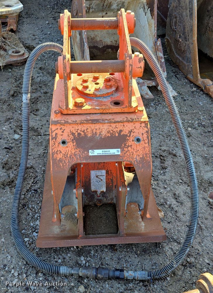 image for item EQ6633 NPK 06C-C6102 excavator plate compactor