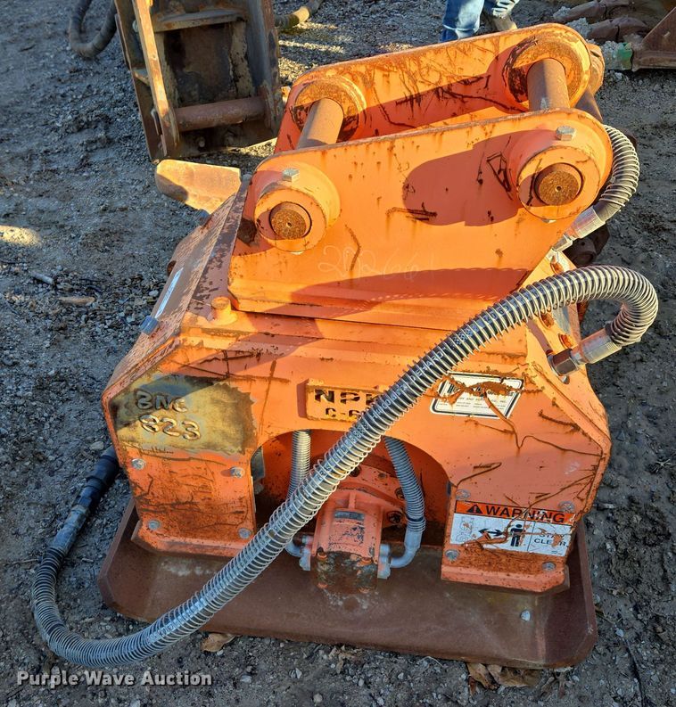 image for item EQ6633 NPK 06C-C6102 excavator plate compactor