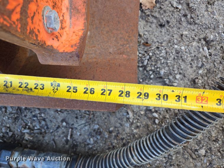 image for item EQ6633 NPK 06C-C6102 excavator plate compactor