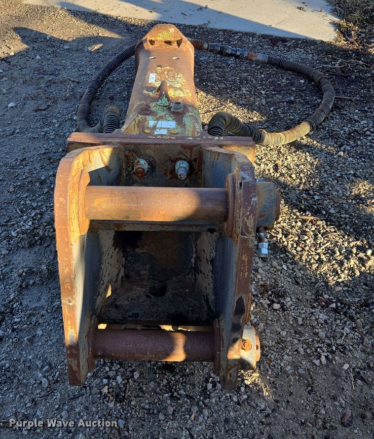 image for item EQ6635 Breaker 