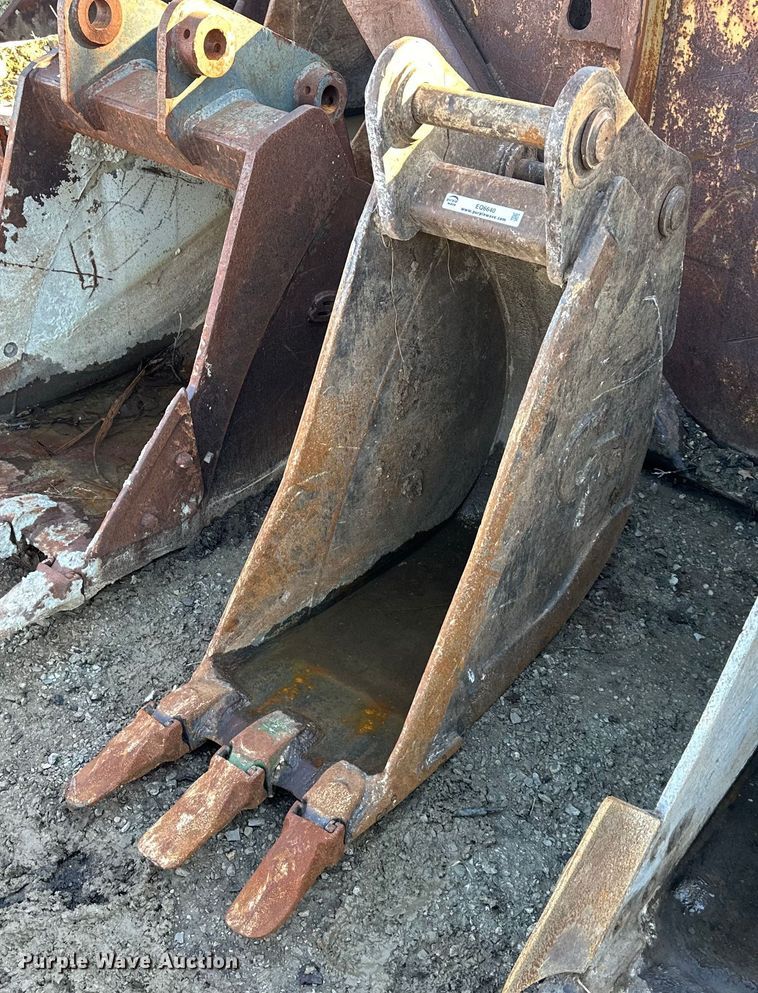 image for item EQ6640 CP 18