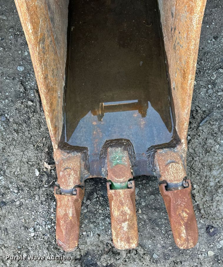 image for item EQ6640 CP 18