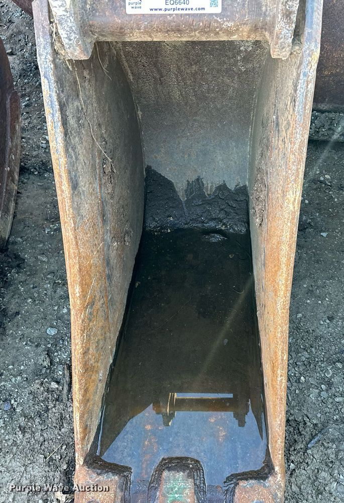 image for item EQ6640 CP 18