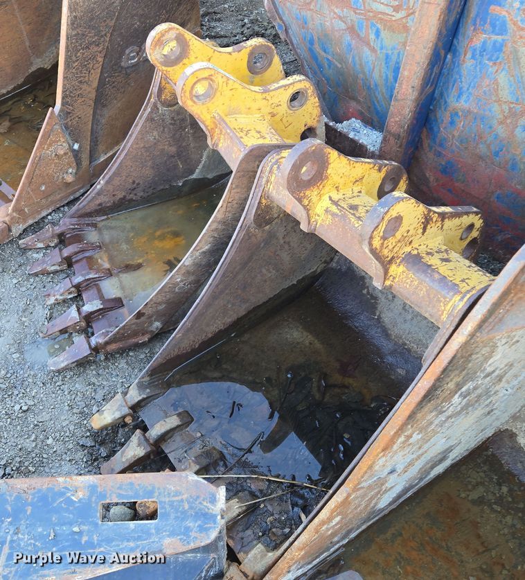 image for item EQ6642 (2) 24