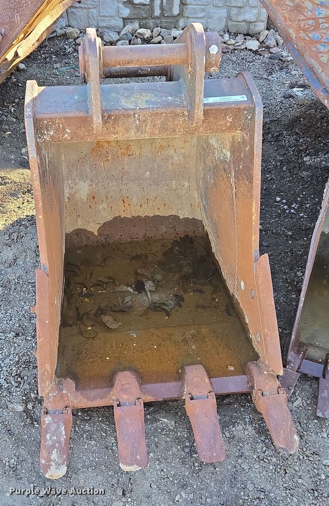 image for item EQ6644 Esco excavator bucket 