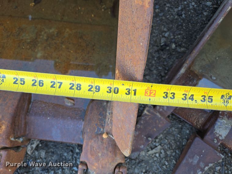 image for item EQ6644 Esco excavator bucket 