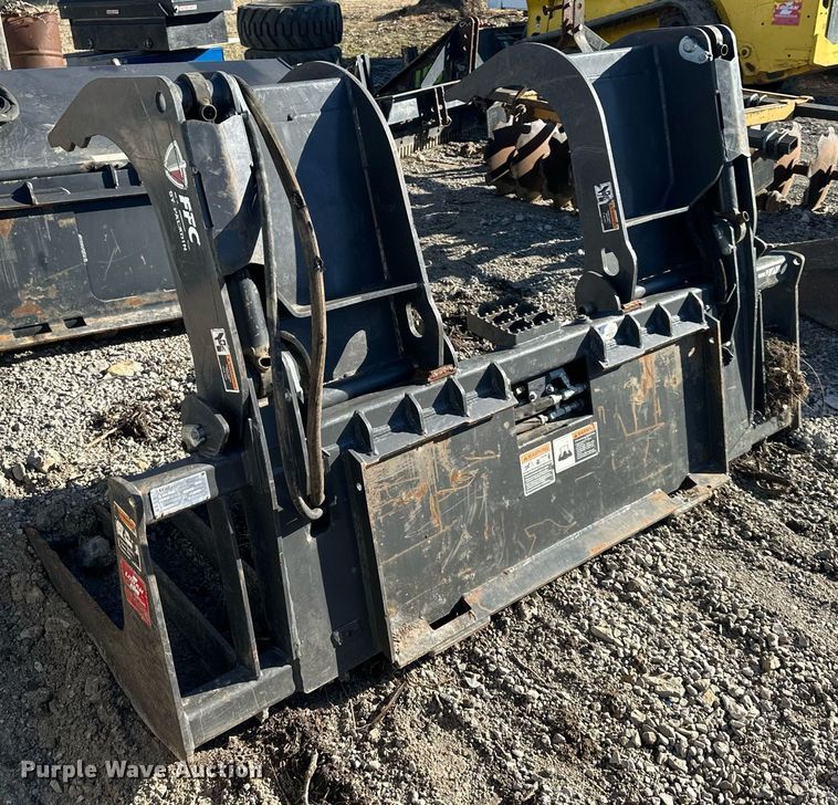 image for item EQ6651 Paladin skid steer grapple bucket