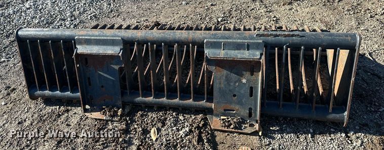 image for item EQ6653 Bobcat 82